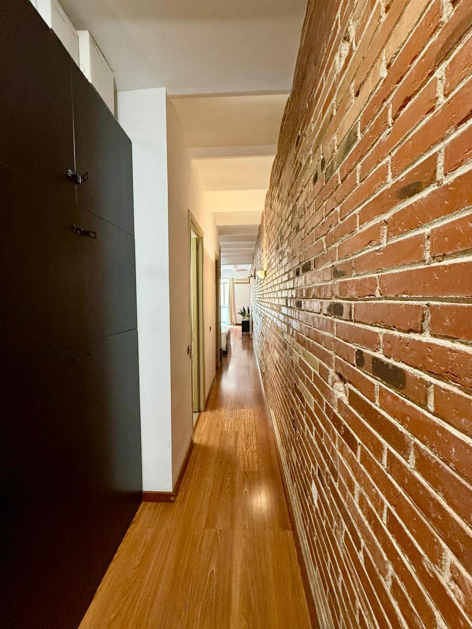 Newly Renovated Stylish Eixample - Great Location Barcelona Buitenkant foto