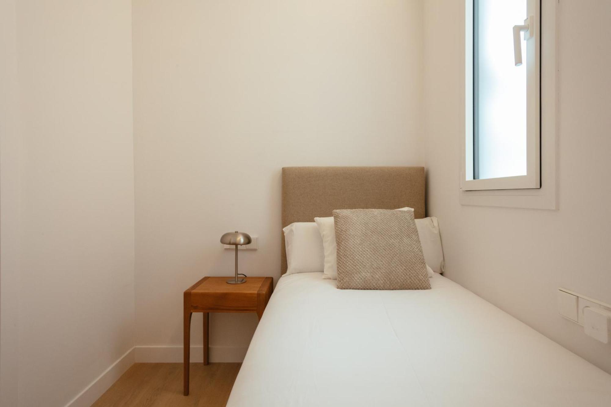 Newly Renovated Stylish Eixample - Great Location Barcelona Buitenkant foto