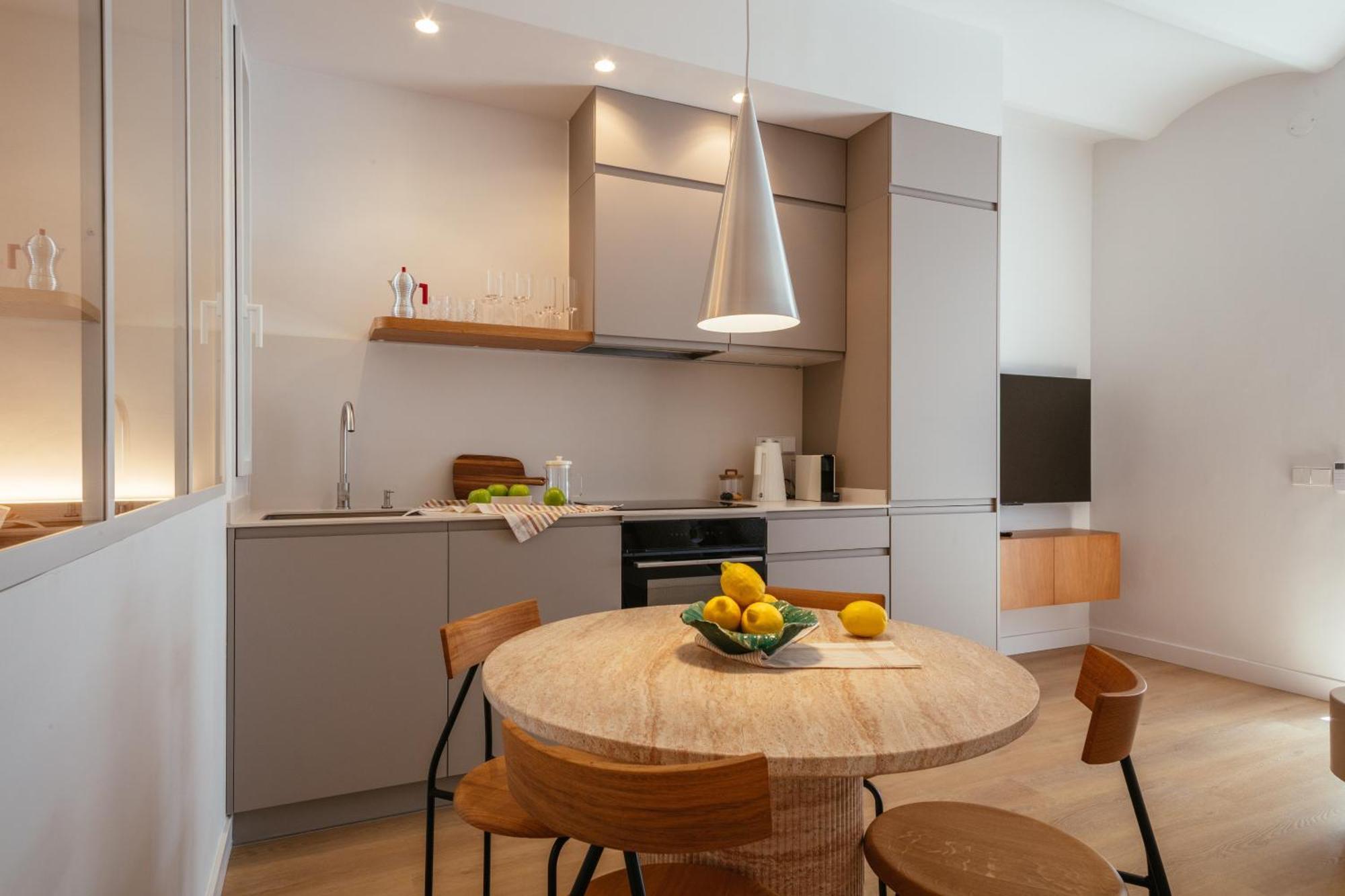Newly Renovated Stylish Eixample - Great Location Barcelona Buitenkant foto